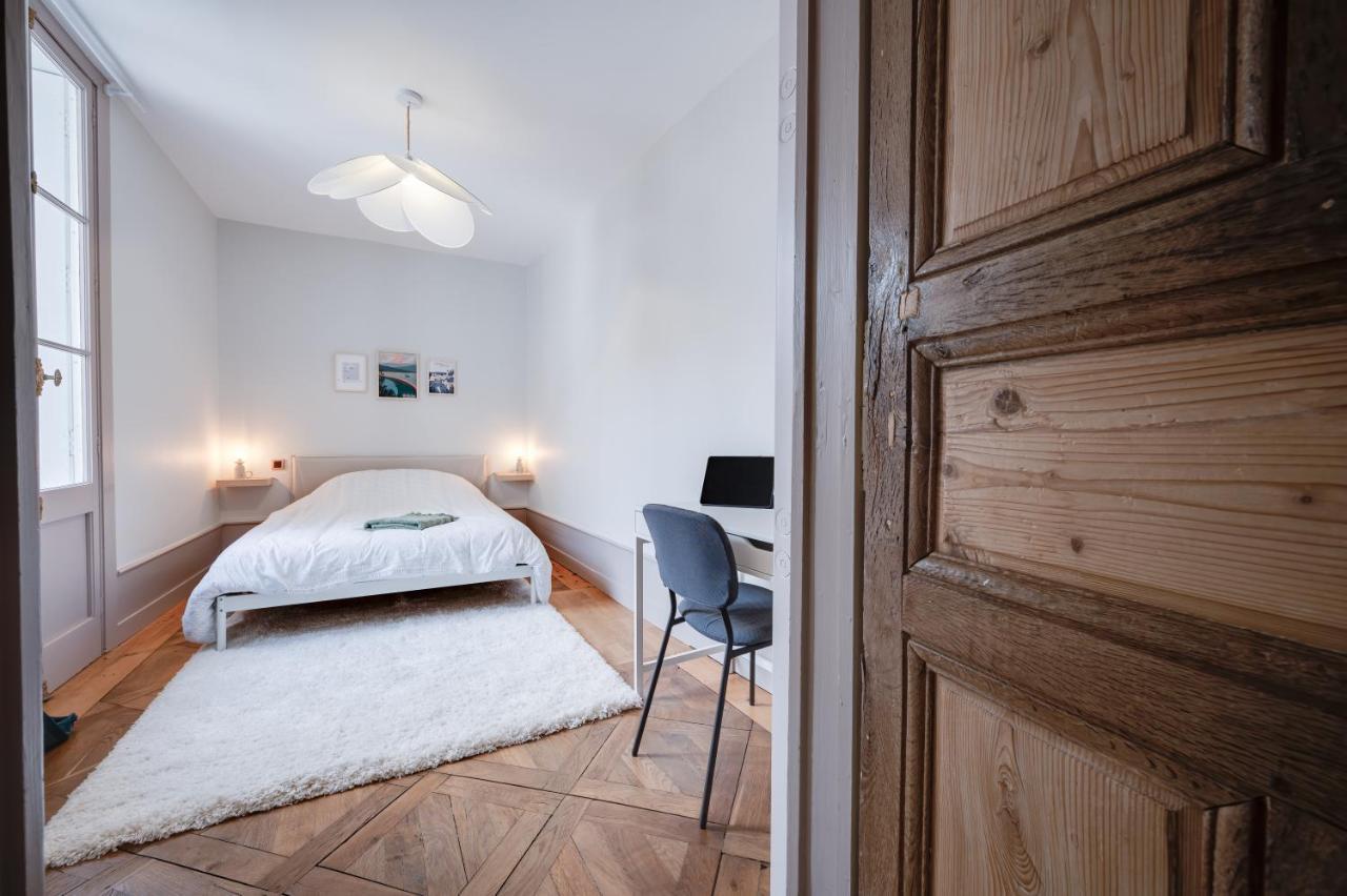 Grand Appartement 8 Personnes Terrasse Privative Hyper Centre Calme Lons-le-Saunier Zewnętrze zdjęcie